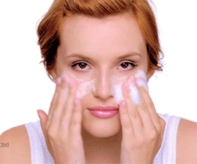 #бьютирутинанакарантине: что делать, если на лице появились прыщи от медицинской маски