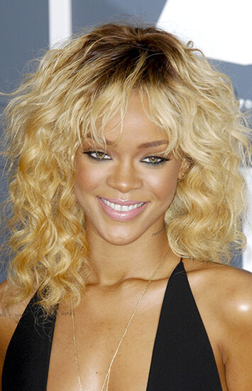 Блонд идет не всем: 10 звезд, которым лучше быть брюнетками