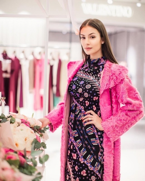 Быстрее, выше, сильнее: как выглядят жены самых богатых спортсменов мира