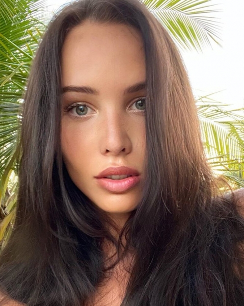 Цена красоты: что с собой делает Анастасия Решетова и сколько это стоит