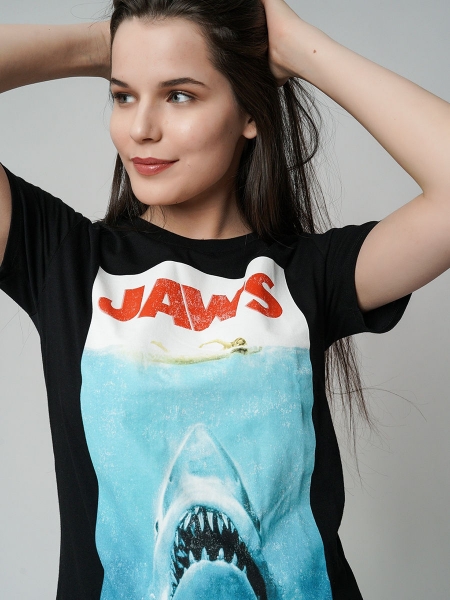 «Челюсти», «Большой Лебовски», «Назад в будущее»: коллекция футболок для киноманов