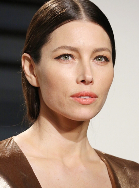 Что твои брови говорят о твоем характере? Рассказывает физиогномист