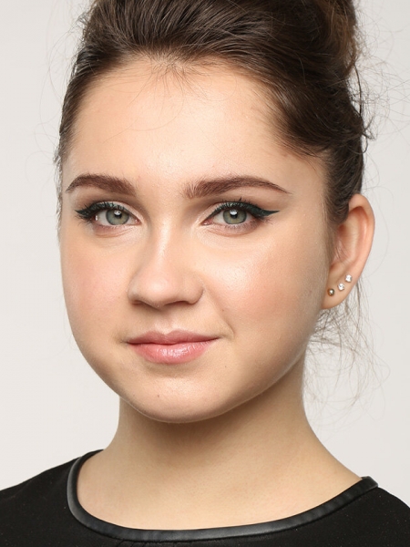 Цветные стрелки на пике популярности! 5 ярких вариантов под любые глаза