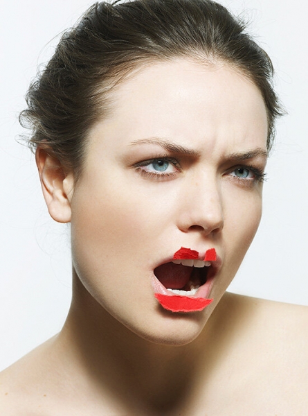 Дьявол в деталях: 7 признаков того, что ты выглядишь неухоженной