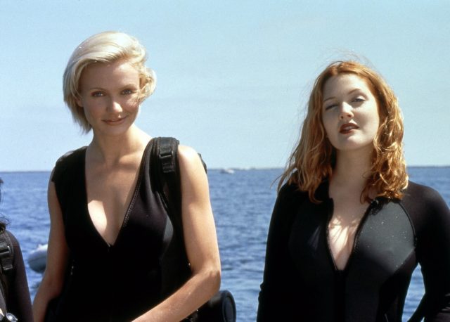 Дрю Бэрримор случайно отправила откровенное видео подростку вместо Кэмерон Диаз 