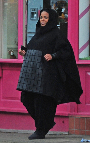 Ели за двоих: 10 звезд, которые очень поправились во время беременности