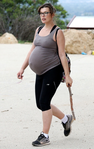 Ели за двоих: 10 звезд, которые очень поправились во время беременности