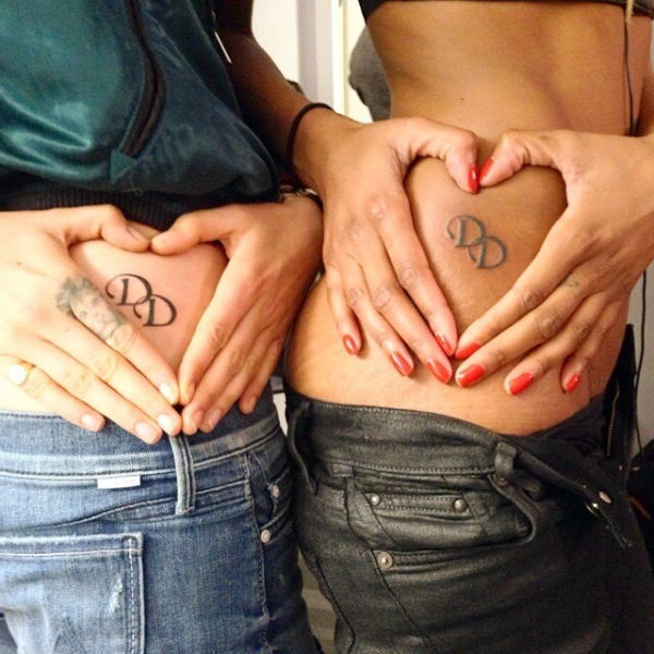 Эшли Грэм и другие звезды, которые не стесняются своего целлюлита и растяжек