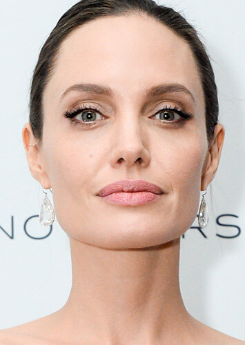 Это все меняет: брови звезд тогда и сейчас