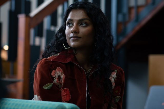 Фиби Дайневор впервые прокомментировала уход Реге Пейджа из &laquo;Бриджертонов&raquo; 