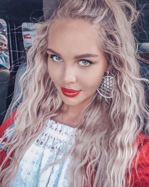 «Фотошоп» или реальность? Типичные ляпы звезд Instagram