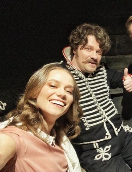 Харламов – с Ковальчук, а Прусикин – с Таюрской? Компанию заметили на отдыхе в Сочи