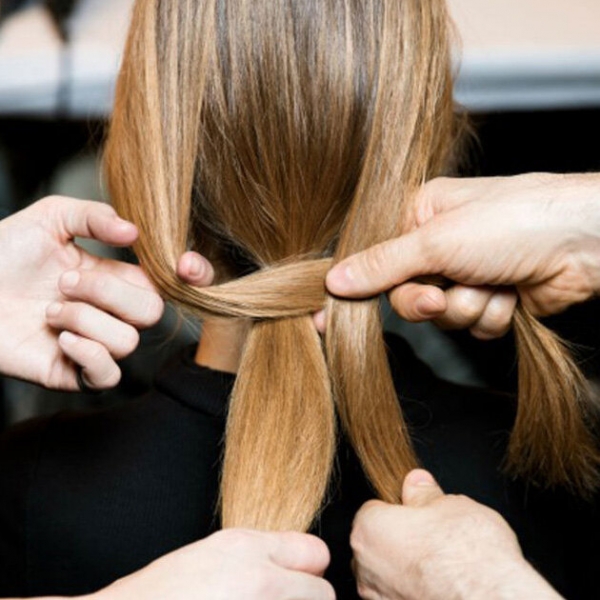 Хвост кобры: стильная прическа, которую ты научишься делать за 2 минуты