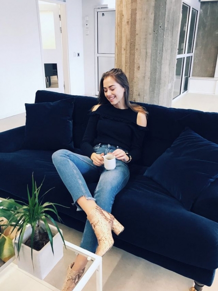 Instagram на карантине: идеи, как сделать фото, не вставая с дивана 