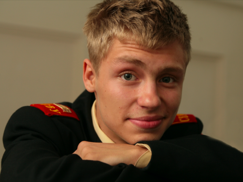 «Я очень любвеобильный»: звезда сериала «Кадетство» Александр Головин рассказал о девушках