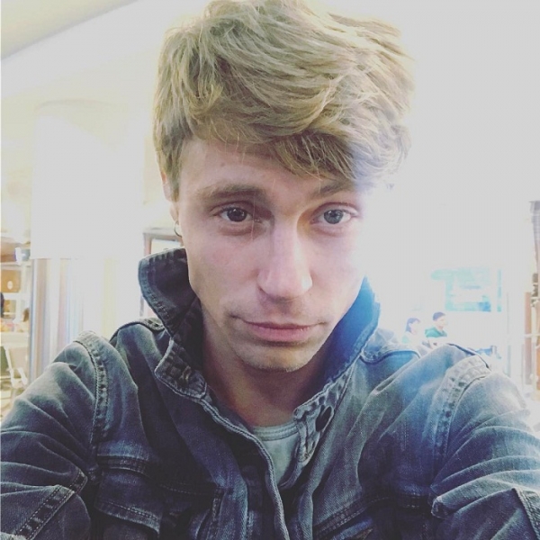 «Я очень любвеобильный»: звезда сериала «Кадетство» Александр Головин рассказал о девушках