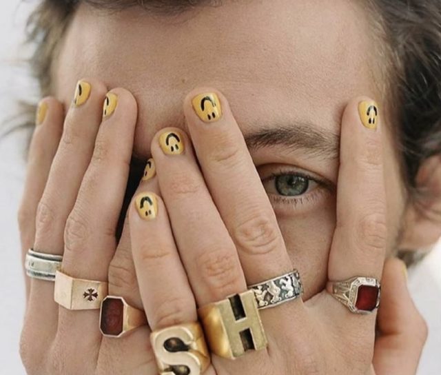 Кайли, подвинься: Гарри Стайлс входит в индустрию красоты