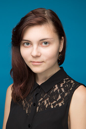 Как пользоваться яркими помадами: 5 идей макияжа на каждый день