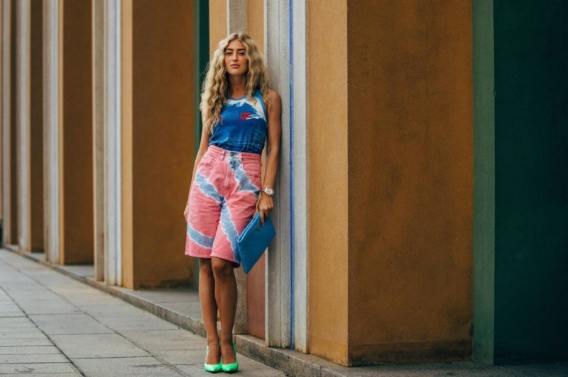 Как правильно носить шорты летом? Учимся на примере звёзд на PEOPLETALK