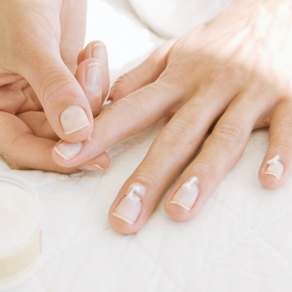 Как спасти ногти после неудачного гель-лака: полезные советы от Cosmo