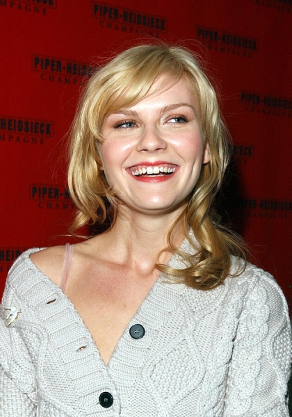 Как улыбка влияет на успех? 10 звезд, которые «поработали» над своими зубами