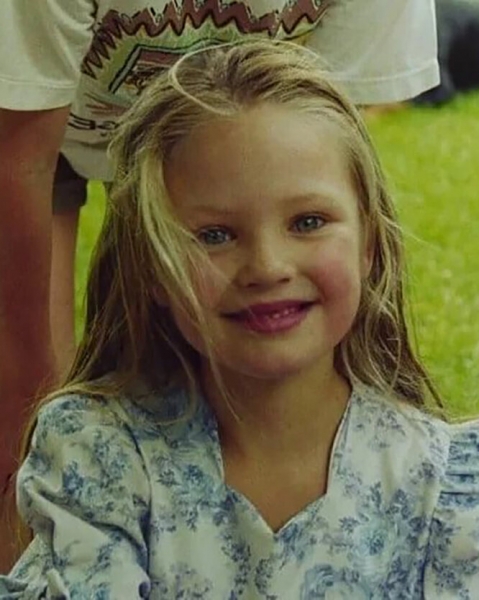 Красотки с рождения? Как выглядели знаменитые модели в детстве