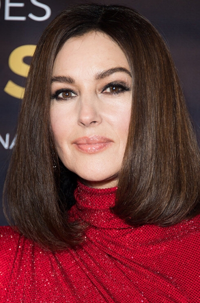 Кто выглядит моложе: звезды «на игле» против адептов естественного старения