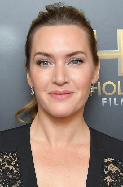 Кто выглядит моложе: звезды «на игле» против адептов естественного старения