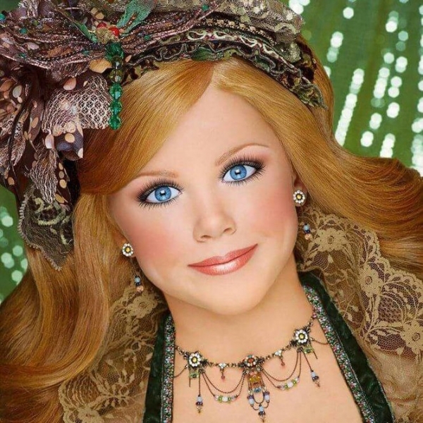 &laquo;Маленькая мисс Счастье&raquo;: как сейчас выглядят королевы детских конкурсов красоты