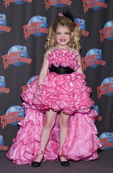 &laquo;Маленькая мисс Счастье&raquo;: как сейчас выглядят королевы детских конкурсов красоты