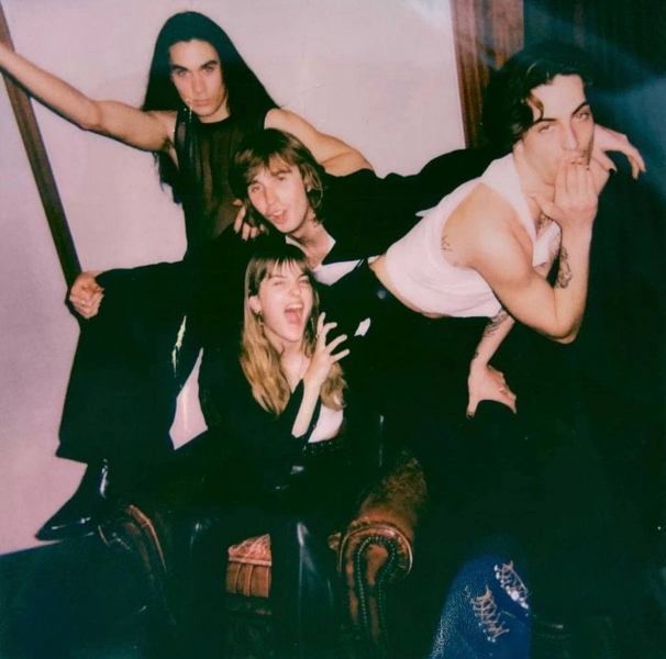 Måneskin: что нужно знать об итальянских рокерах, покоривших Европу и модную индустрию?