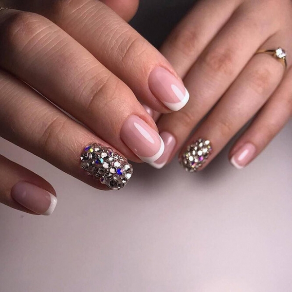 Модницам на&nbsp;заметку! 10 идей &laquo;дорогого&raquo; маникюра &mdash; актуальны в&nbsp;любое время года