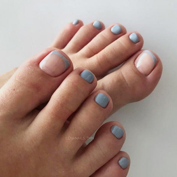 Мрамор, неон и «леденцовый» эффект: 15 модных идей педикюра на лето-2021