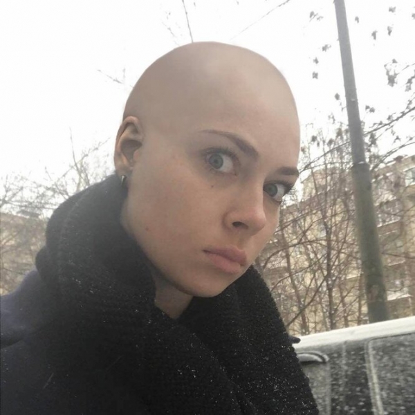 На всю голову: самые странные прически знаменитостей