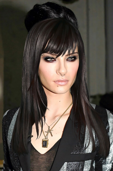 На всю голову: самые странные прически знаменитостей