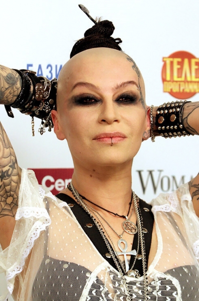 На всю голову: самые странные прически знаменитостей