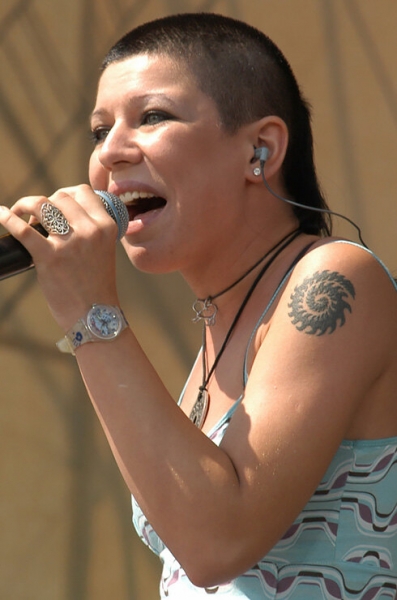 На всю голову: самые странные прически знаменитостей