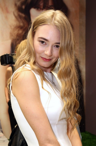 Накрутились и проиграли: Бузова, Польна и другие звезды с некрасивыми кудрями