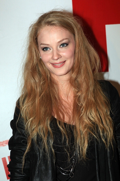 Накрутились и проиграли: Бузова, Польна и другие звезды с некрасивыми кудрями