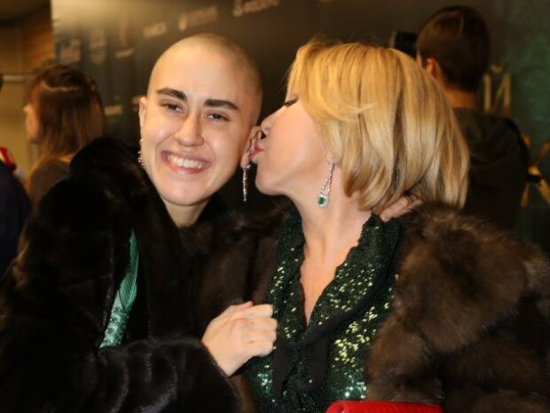 «Не могу сказать, что люблю дочь»: Любовь Успенская о скандале с дочерью, работе в Америке и личной жизни в документальном фильме о себе