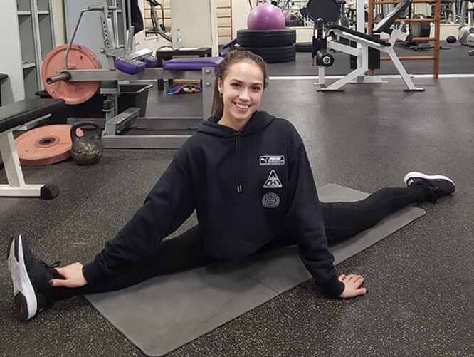 Не только Волочкова: самые эффектные шпагаты, которые вдохновят тебя на растяжку