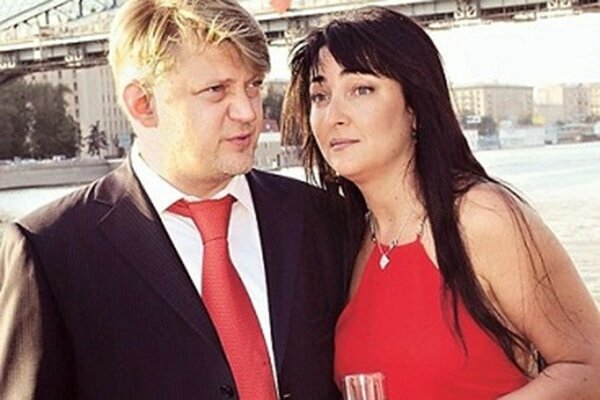 «Не жалею ни об одной половой связи»: Лолита рассказала о бывших возлюбленных и новых отношениях 