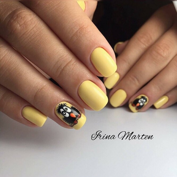 Неоновые ногти: 30 идей модного летнего маникюра