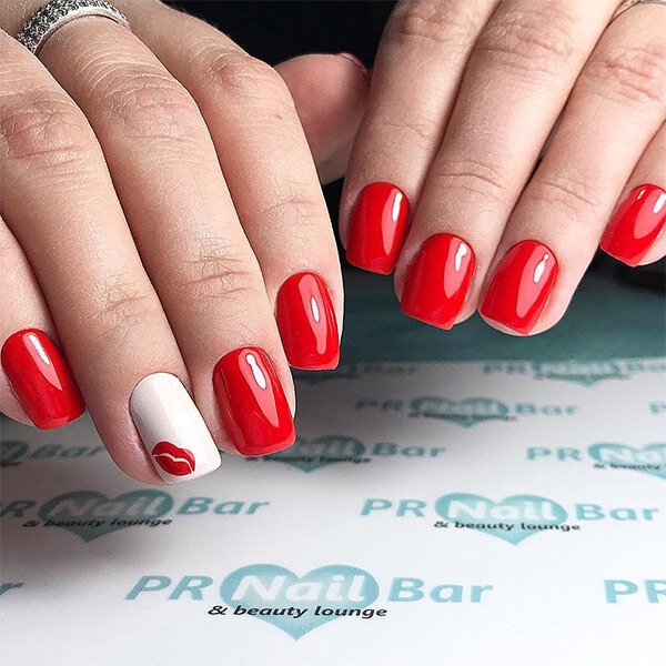 Непошлый маникюр с дизайном: 30 идей, которые стоит повторить