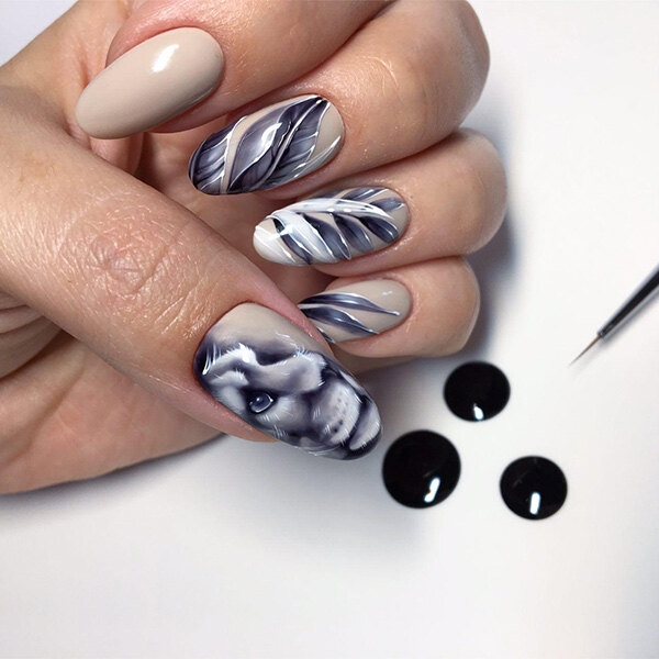 Непошлый маникюр с дизайном: 30 идей, которые стоит повторить