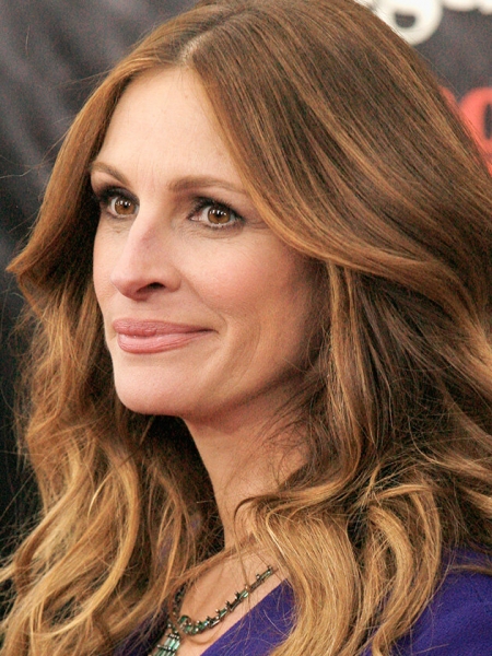 Нос с горбинкой: 10 звезд, которые не делают ринопластику — и правильно!