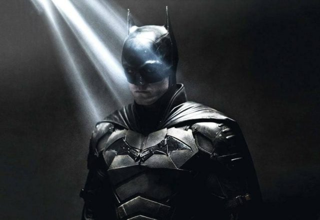 Новый кадр с Робертом Паттинсоном в роли Бэтмена: что известно о предстоящем фильме Мэтта Ривза и что еще посмотреть с актером? 
