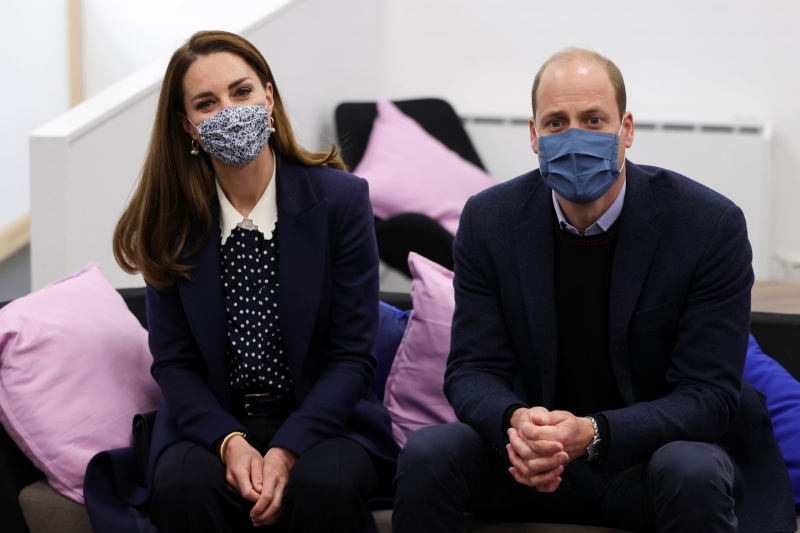 Новый выход: Кейт Миддлтон и принц Уильям посетили молодежную организацию и постреляли из лука