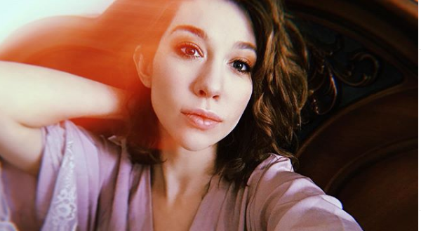 О новом сезоне сериала «Ольга», реалити-шоу «Последний герой» и благотворительности: прямой эфир Алины Алексеевой и Яны Трояновой