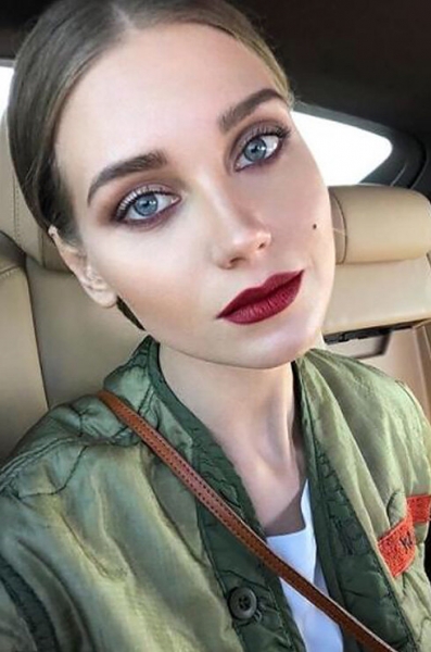 Обмани меня: Лопес, Асмус и&nbsp;другие звезды, которые выглядят моложе без&nbsp;макияжа